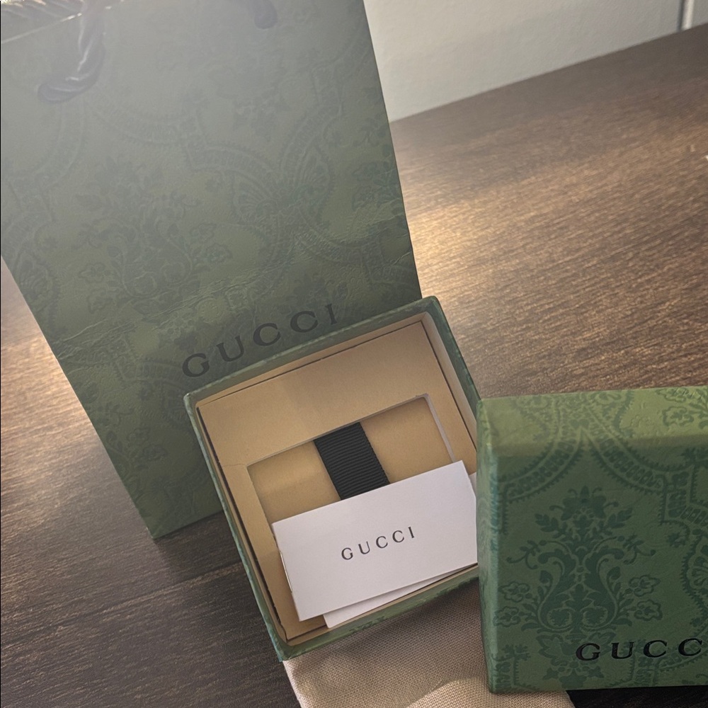 Gucci Silver Crystal Logo Earrings - Picture 8 of 9